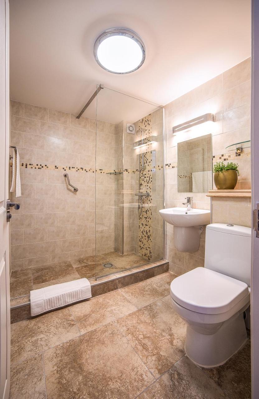 The Frontier Hotel Siret Extérieur photo