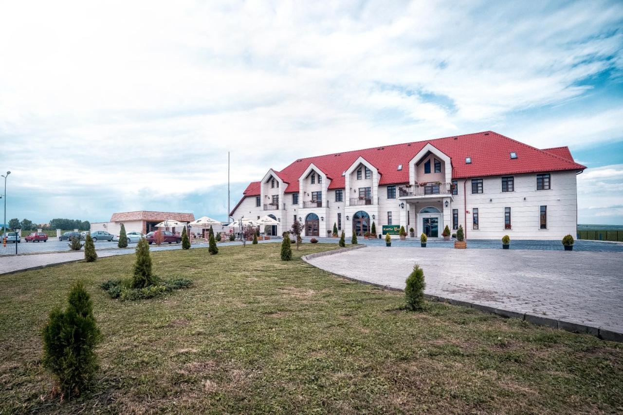The Frontier Hotel Siret Extérieur photo